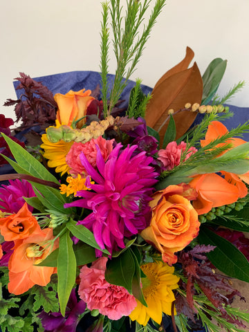 Hand-tied Bouquet Vibrant and Bright